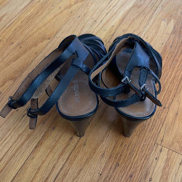 Black Franco Sarto size 8 leather heels. - Picture 3 of 3